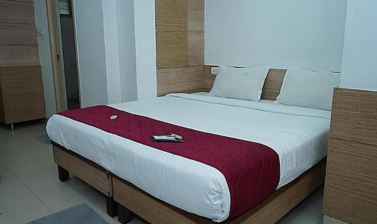 Fabexpress I5 Boutique Hotel เชนไน ภายนอก รูปภาพ